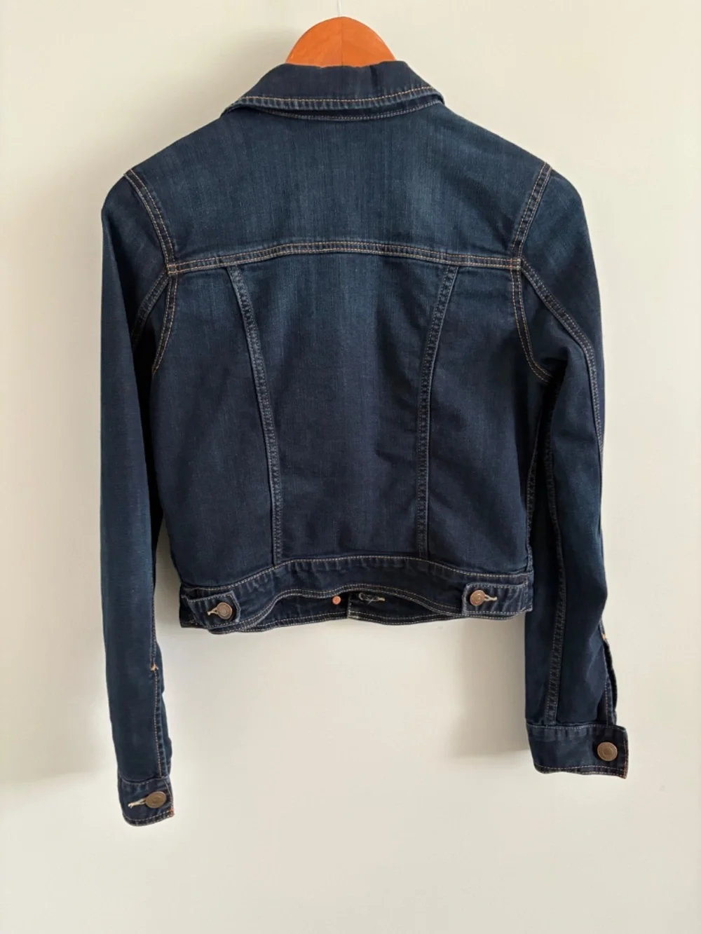 Jean jacket - Picture 2 of 9